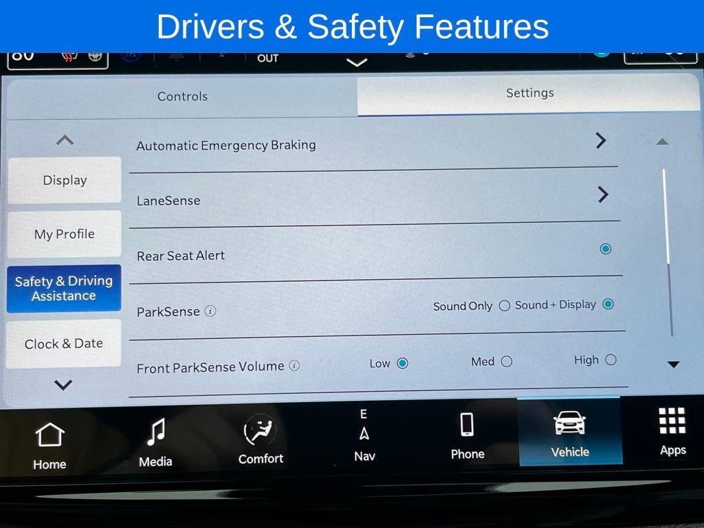 new 2025 Chrysler Pacifica car, priced at $49,296