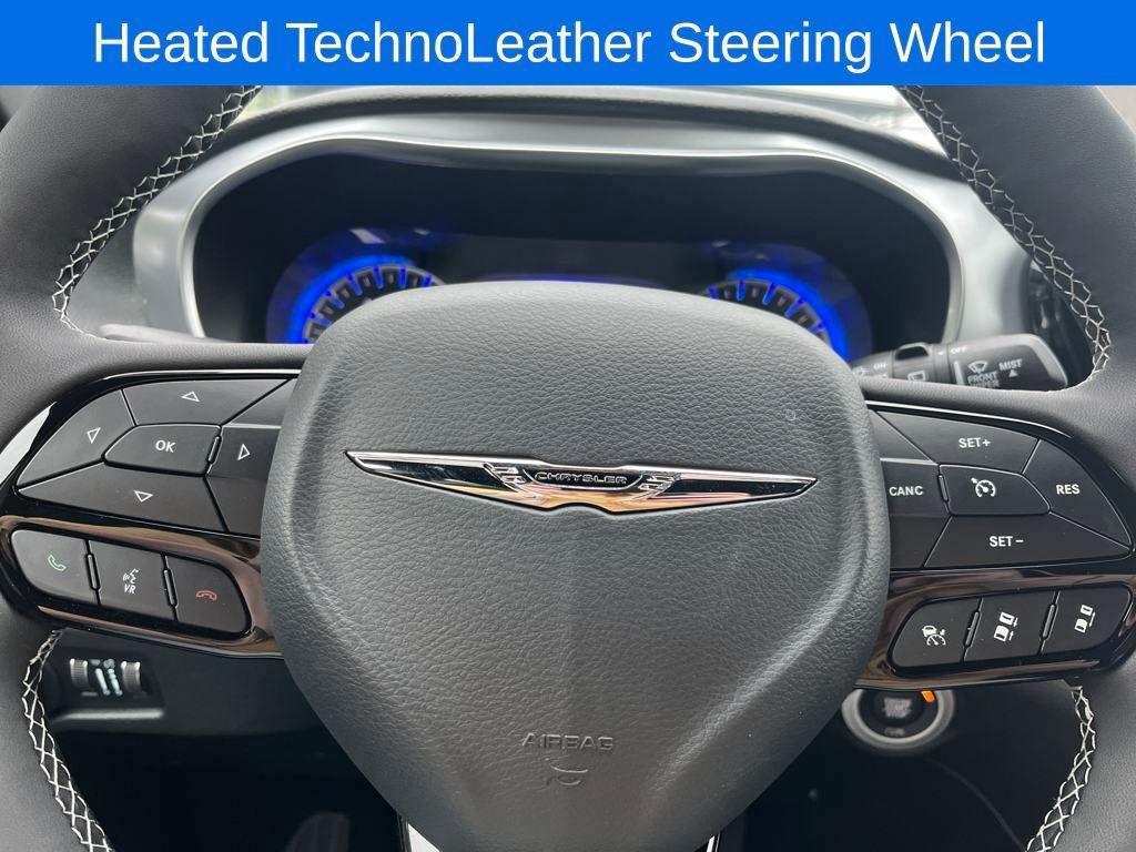 new 2025 Chrysler Pacifica car, priced at $49,296