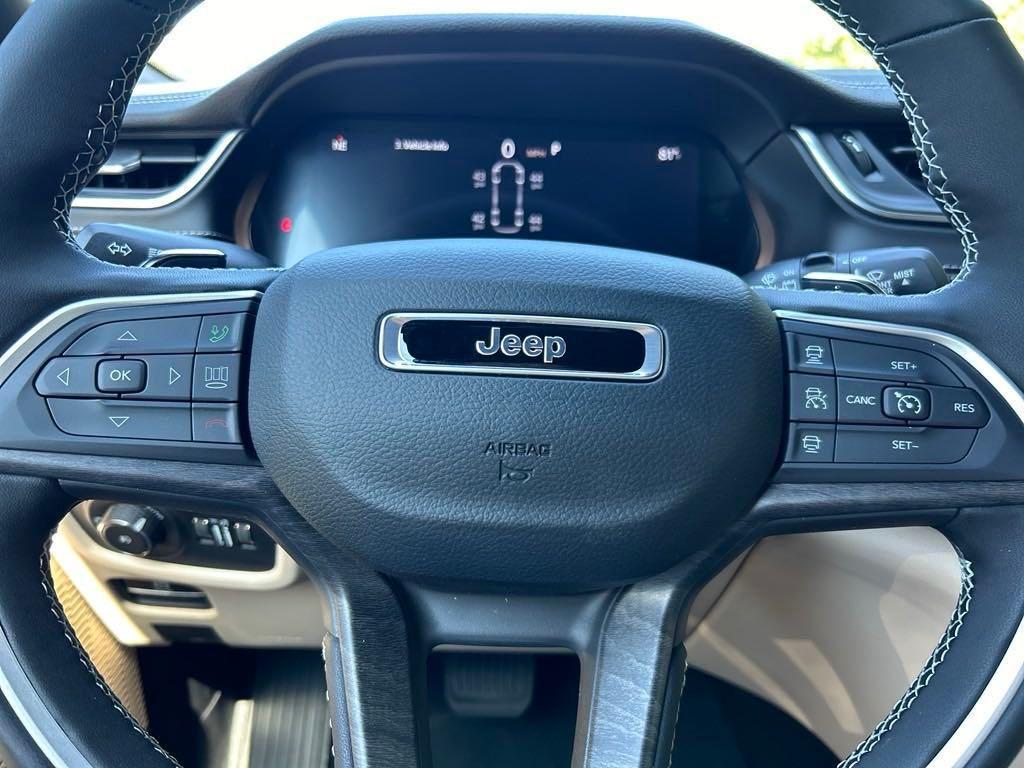 new 2024 Jeep Grand Cherokee L car, priced at $42,999