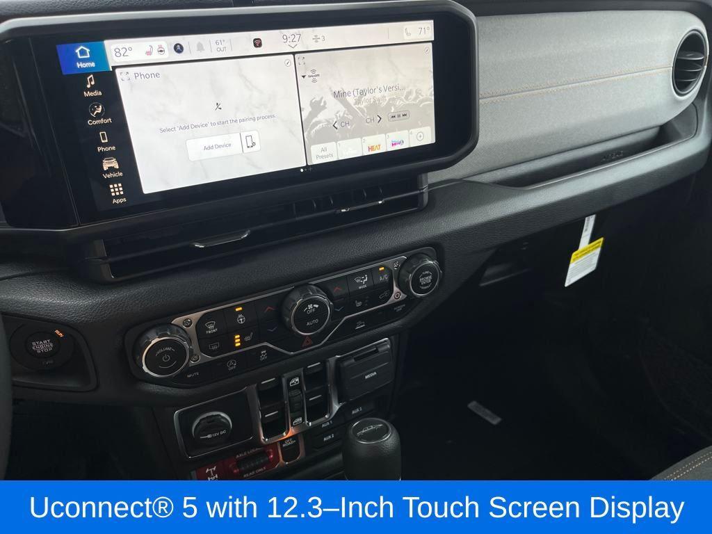 new 2025 Jeep Gladiator car, priced at $48,148