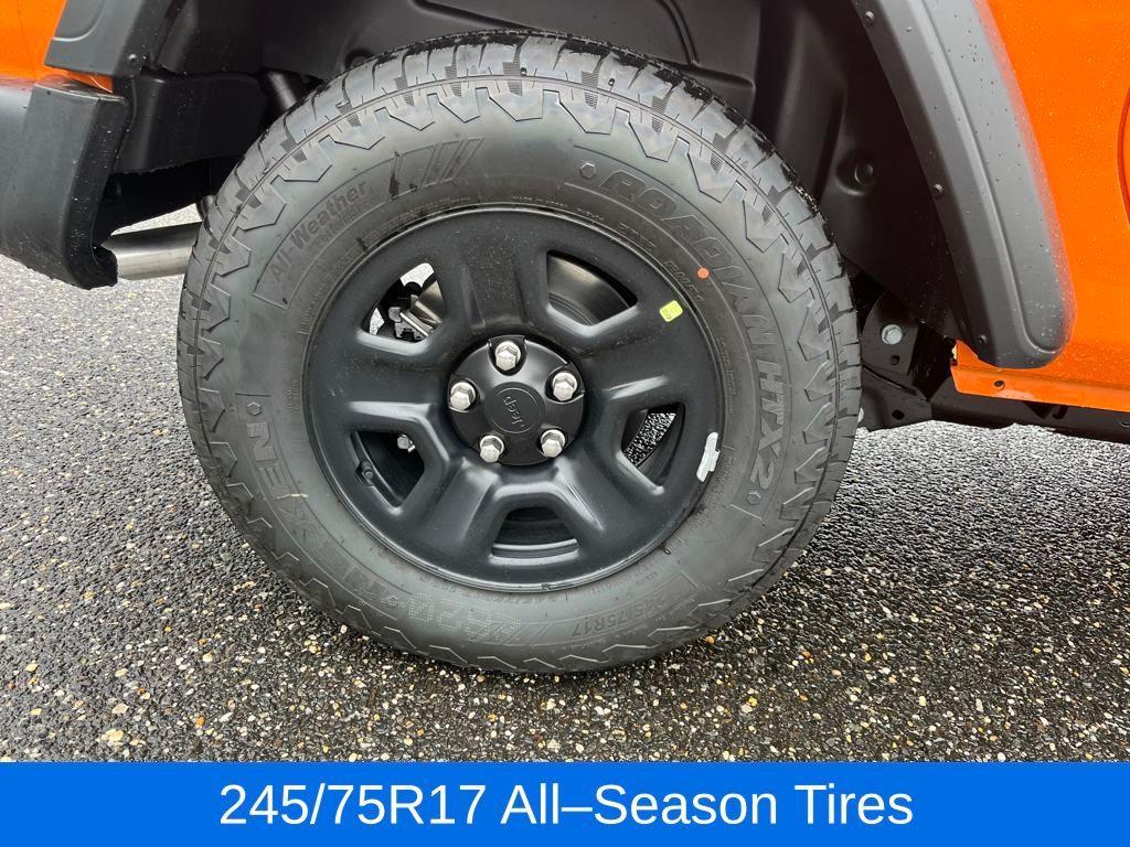 new 2025 Jeep Wrangler car, priced at $36,836