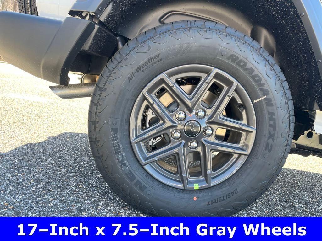 new 2025 Jeep Wrangler car, priced at $47,313