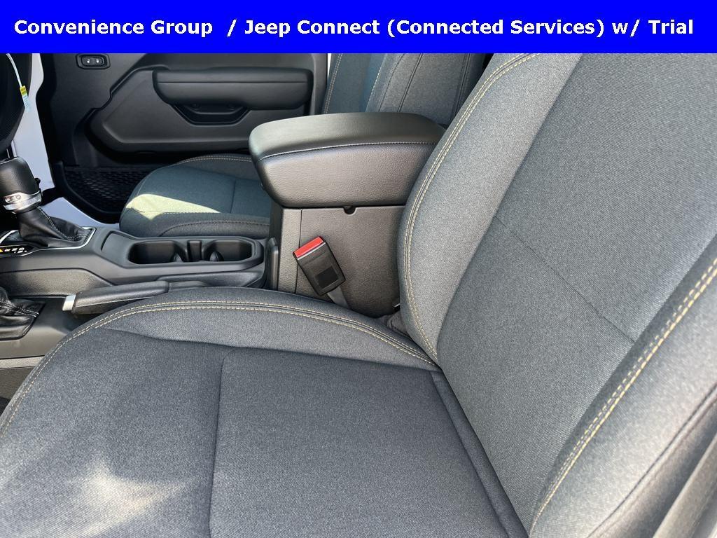 new 2025 Jeep Wrangler car, priced at $47,313