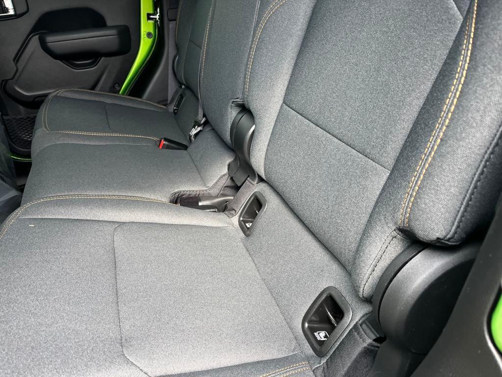 new 2025 Jeep Gladiator car, priced at $45,387