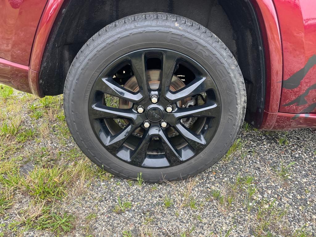 used 2020 Jeep Grand Cherokee car, priced at $20,999