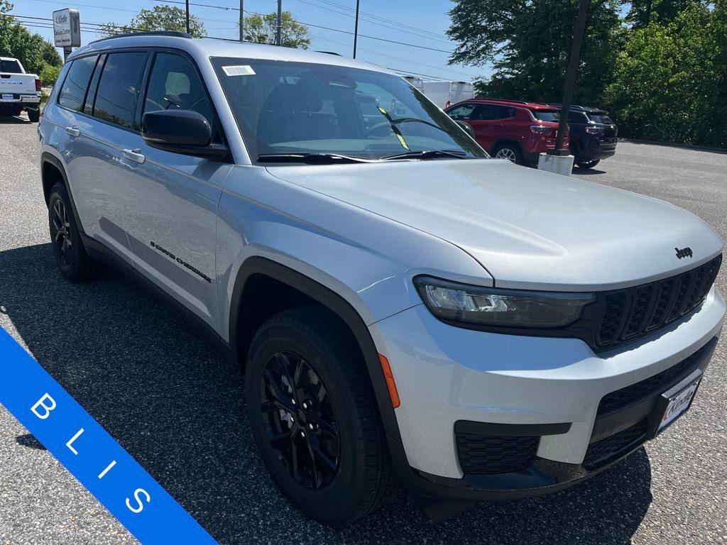 new 2025 Jeep Grand Cherokee L car, priced at $45,326