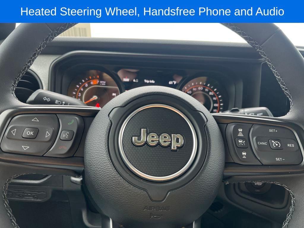 new 2025 Jeep Wrangler car, priced at $45,704