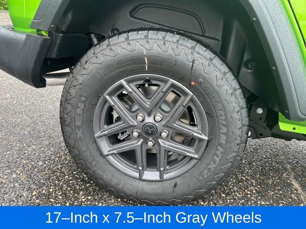 new 2025 Jeep Wrangler car, priced at $45,704