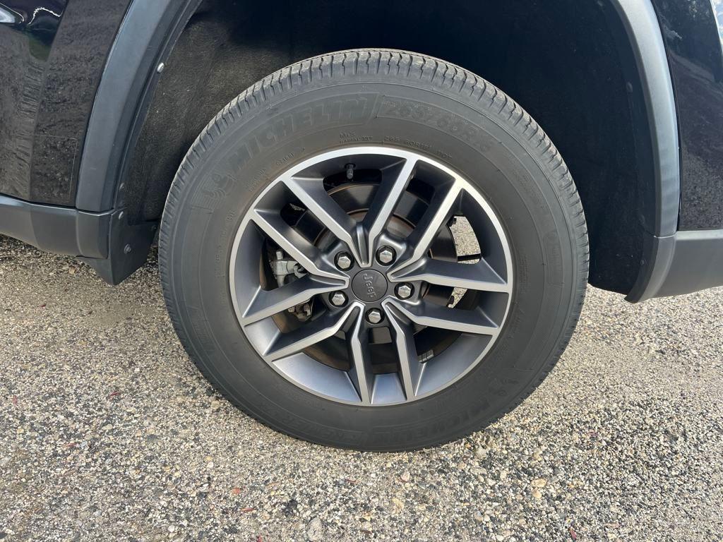 used 2022 Jeep Grand Cherokee WK car, priced at $28,899
