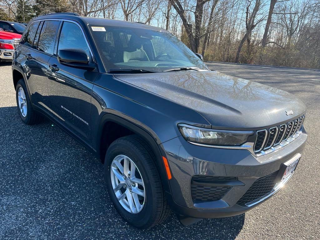 new 2025 Jeep Grand Cherokee car, priced at $39,465