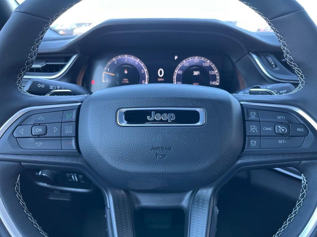 new 2025 Jeep Grand Cherokee car, priced at $39,465