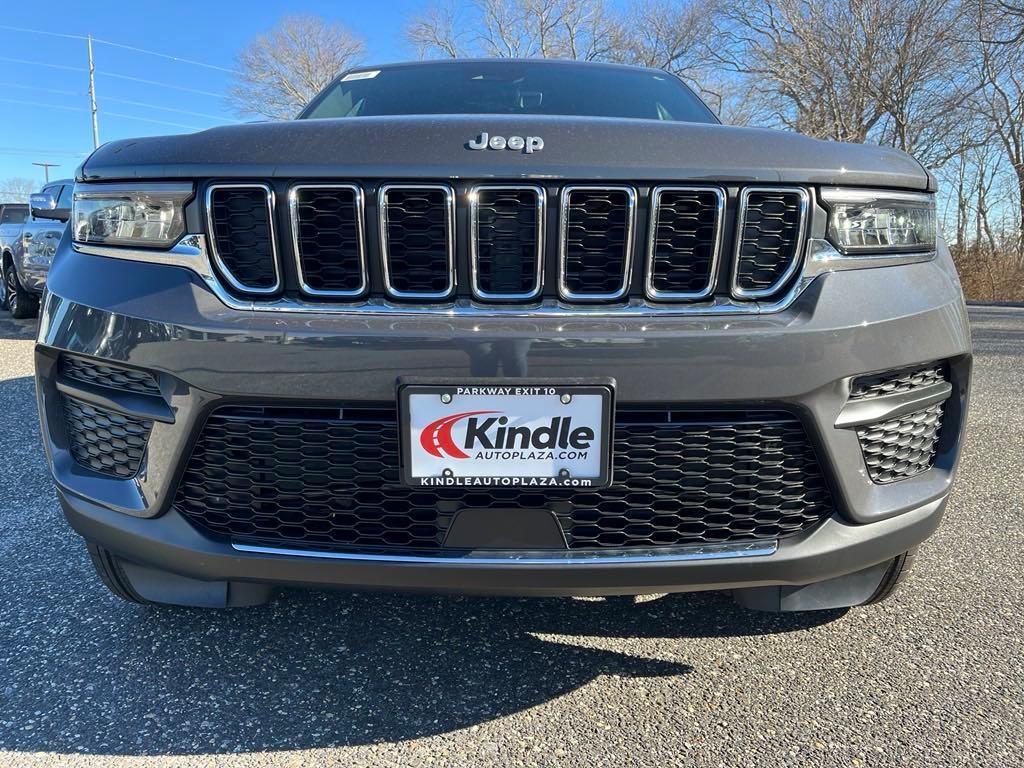 new 2025 Jeep Grand Cherokee car, priced at $39,465