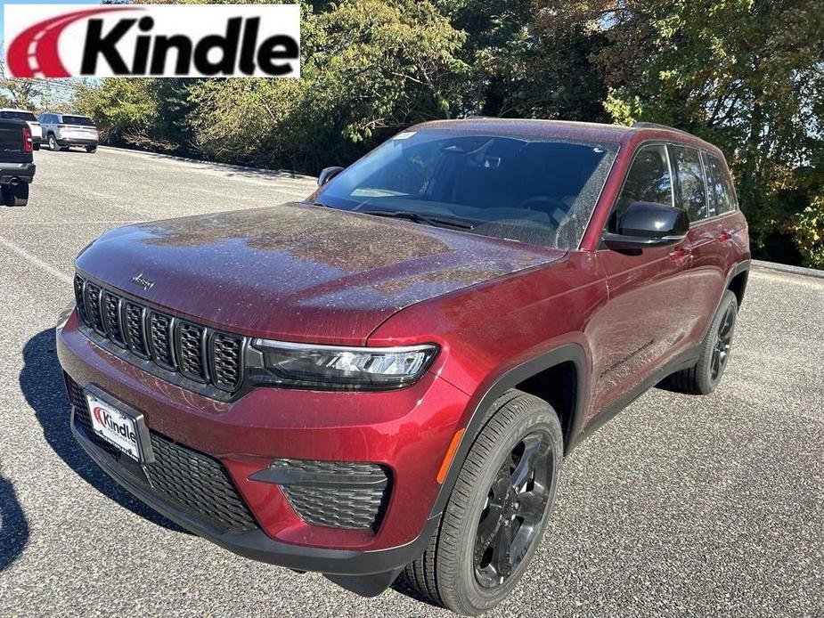 new 2025 Jeep Grand Cherokee car, priced at $45,670