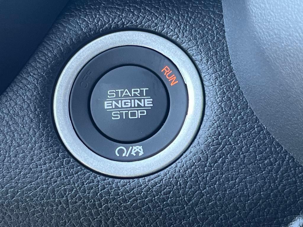 new 2025 Ram 1500 car, priced at $54,163