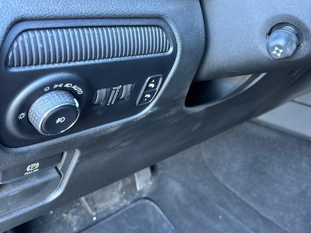 used 2022 Jeep Wagoneer car, priced at $41,299