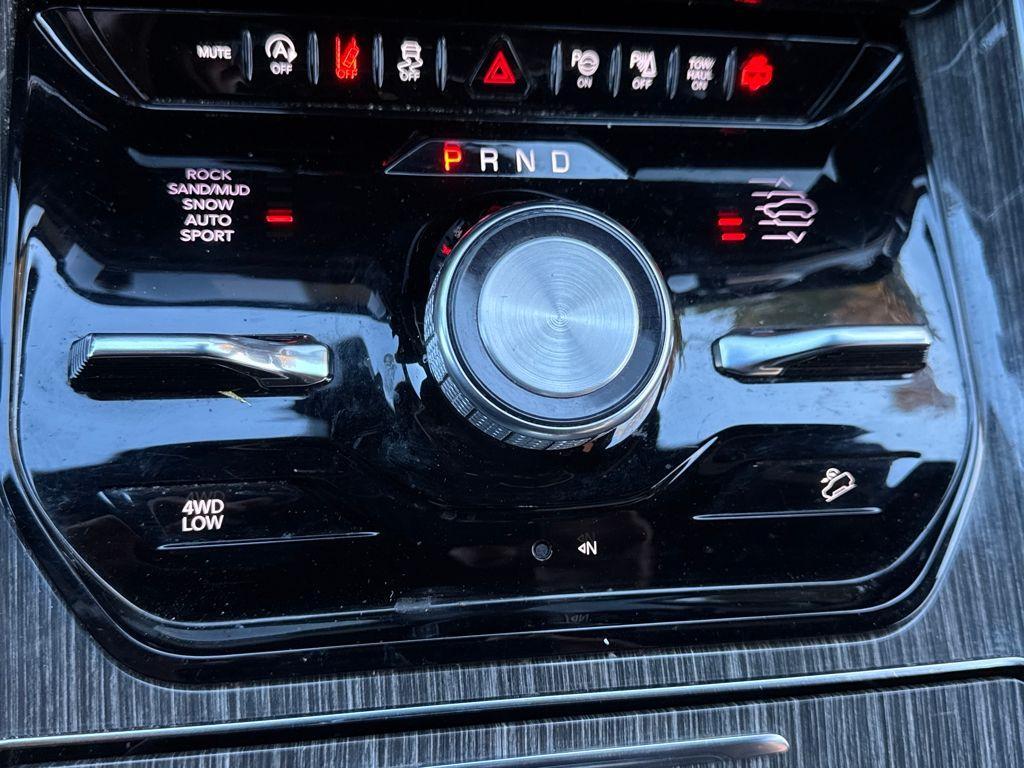 used 2022 Jeep Wagoneer car, priced at $41,299