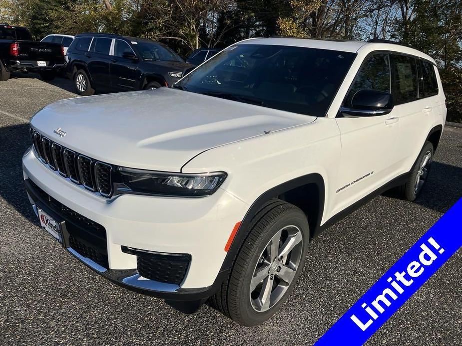 new 2025 Jeep Grand Cherokee L car, priced at $49,435