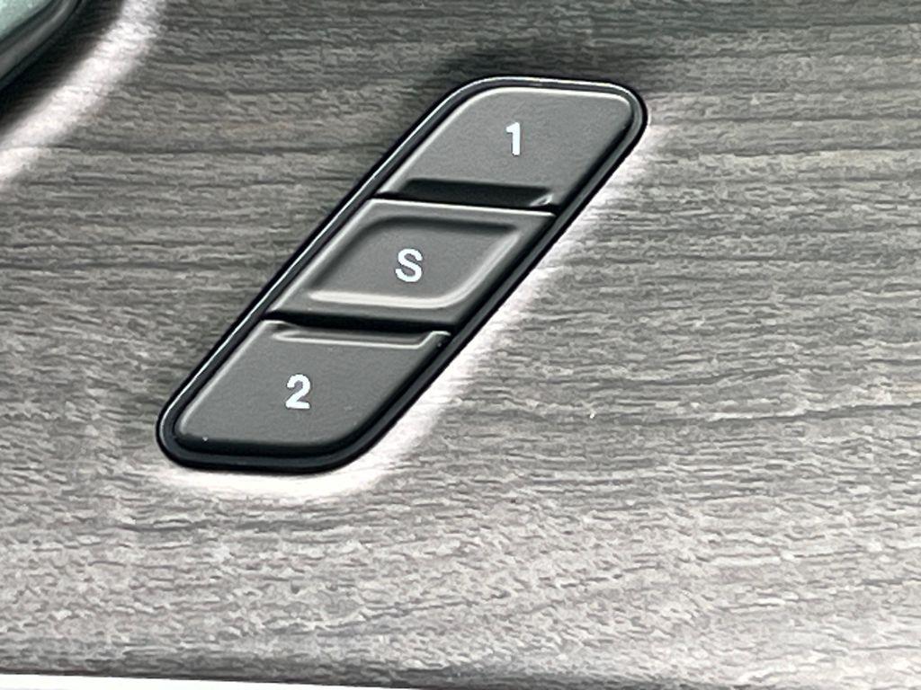new 2025 Jeep Grand Cherokee car, priced at $50,485