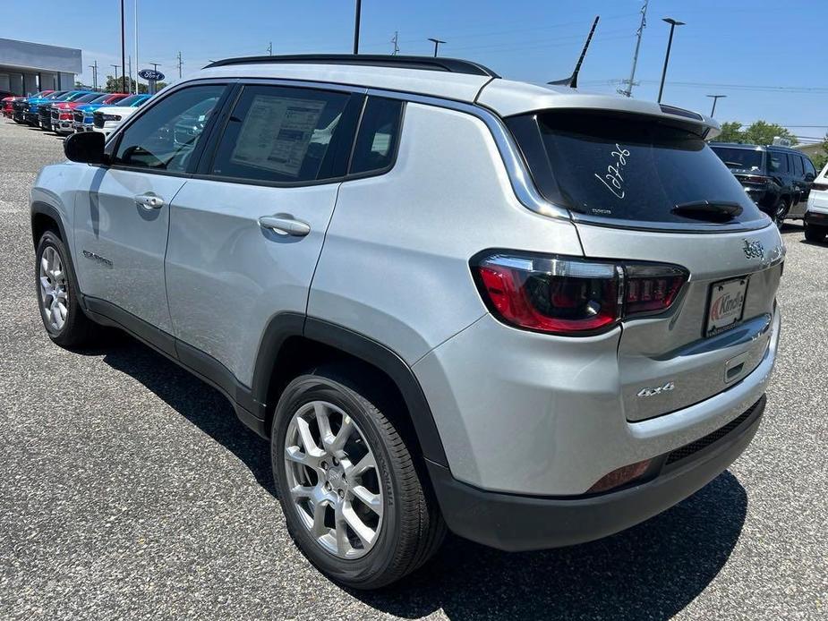 new 2024 Jeep Compass car, priced at $31,585