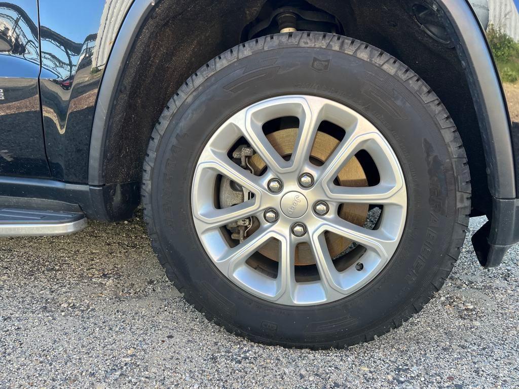 used 2021 Jeep Grand Cherokee car, priced at $22,599