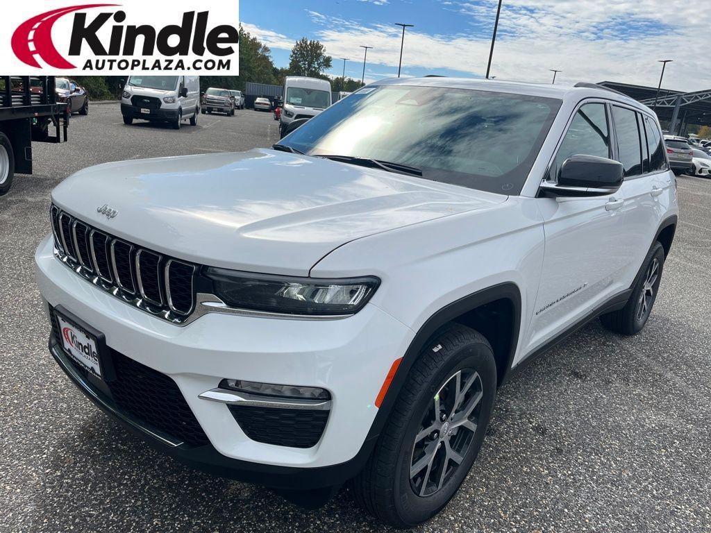 new 2025 Jeep Grand Cherokee car, priced at $48,160