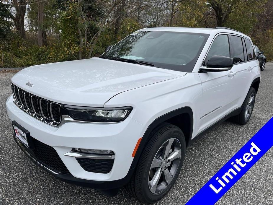 new 2025 Jeep Grand Cherokee car, priced at $47,835