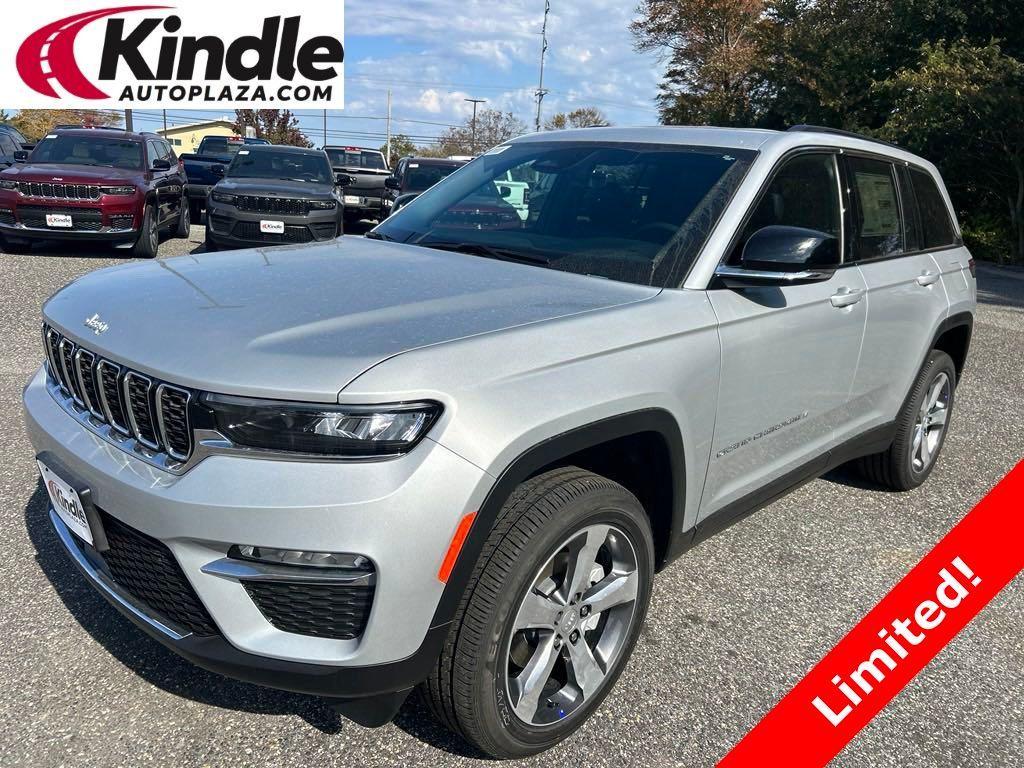 new 2025 Jeep Grand Cherokee car, priced at $45,007