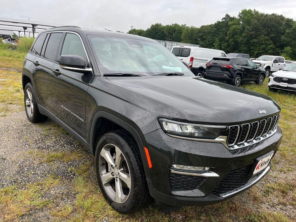 used 2024 Jeep Grand Cherokee car, priced at $42,199