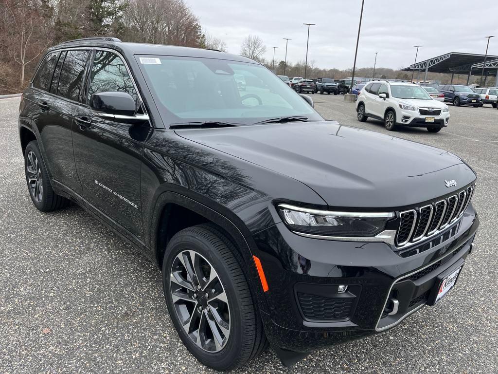 new 2025 Jeep Grand Cherokee car, priced at $52,260