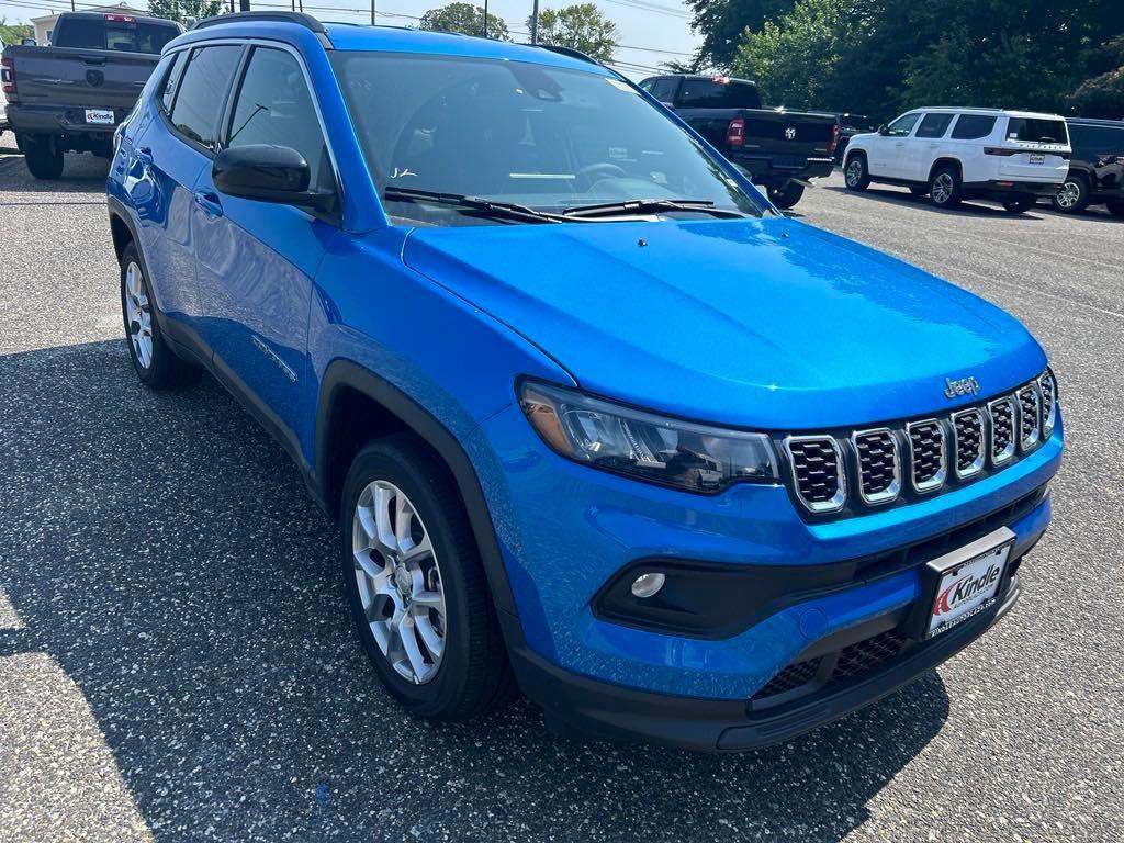 new 2024 Jeep Compass car, priced at $28,920