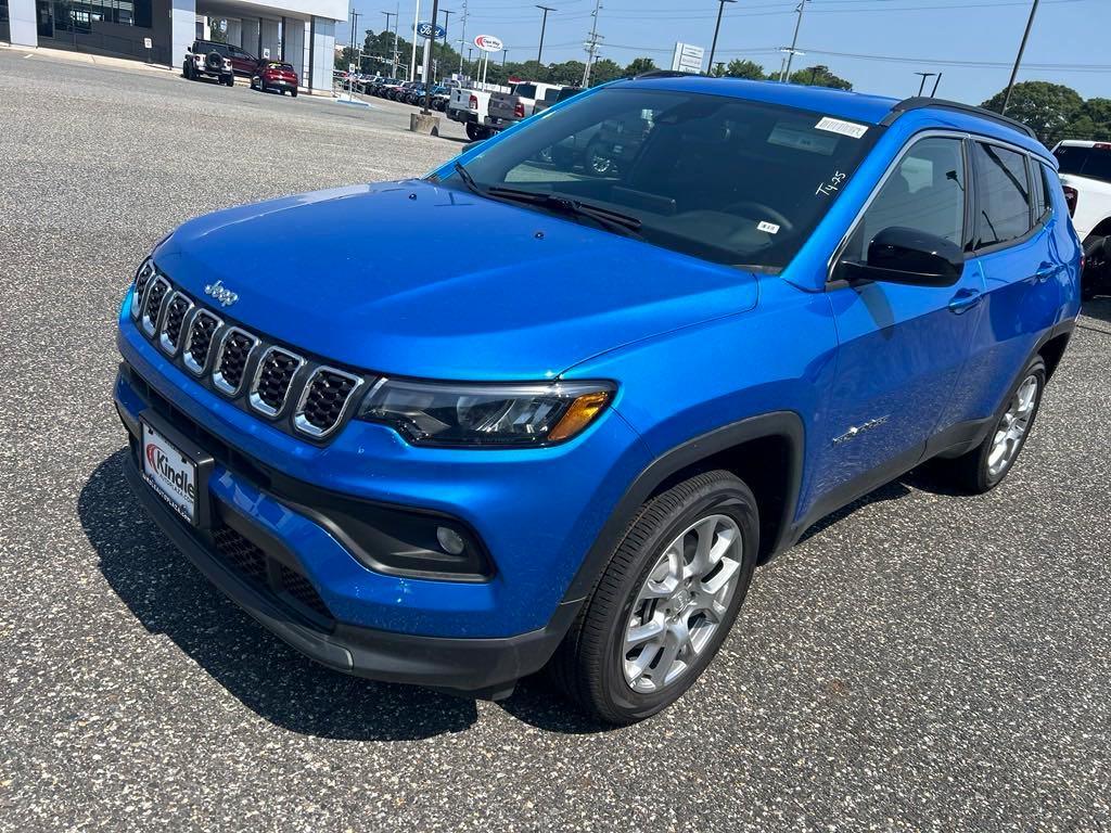 new 2024 Jeep Compass car, priced at $28,420