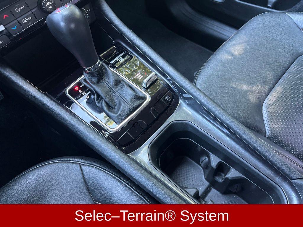 used 2022 Jeep Compass car, priced at $22,999