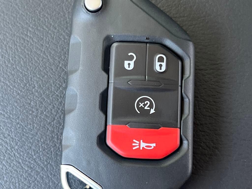 new 2025 Jeep Gladiator car, priced at $50,950
