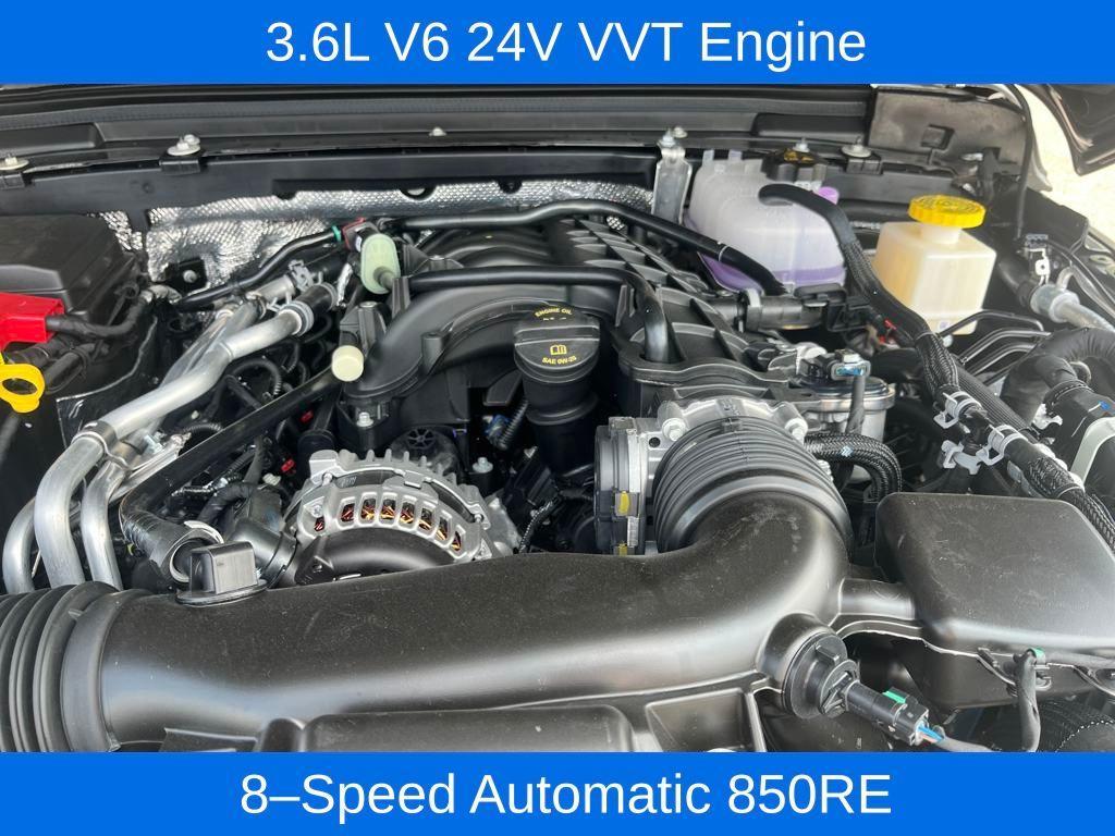 new 2025 Jeep Gladiator car, priced at $50,950