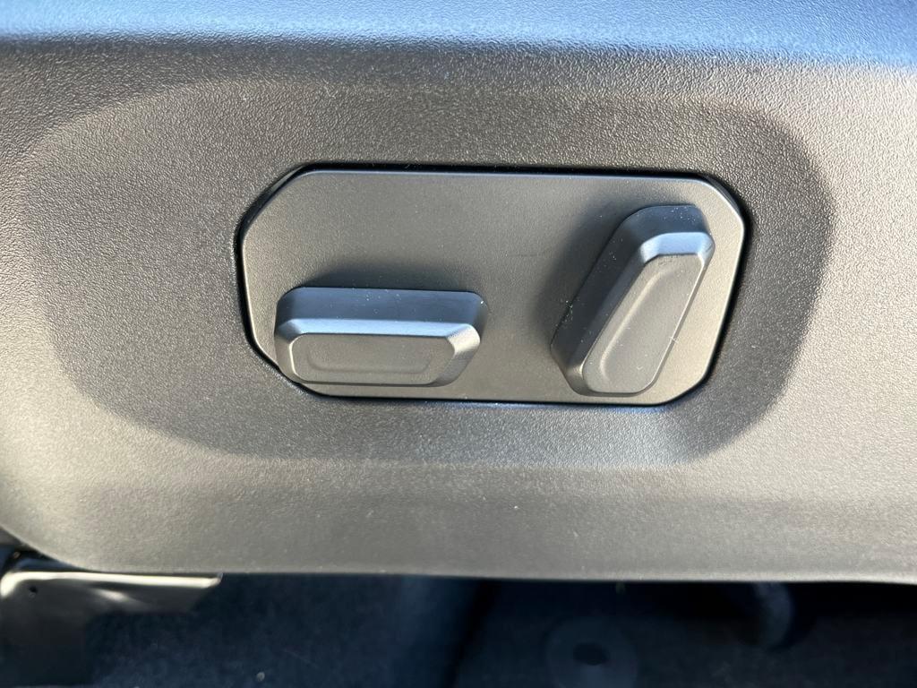 new 2025 Jeep Gladiator car, priced at $57,065