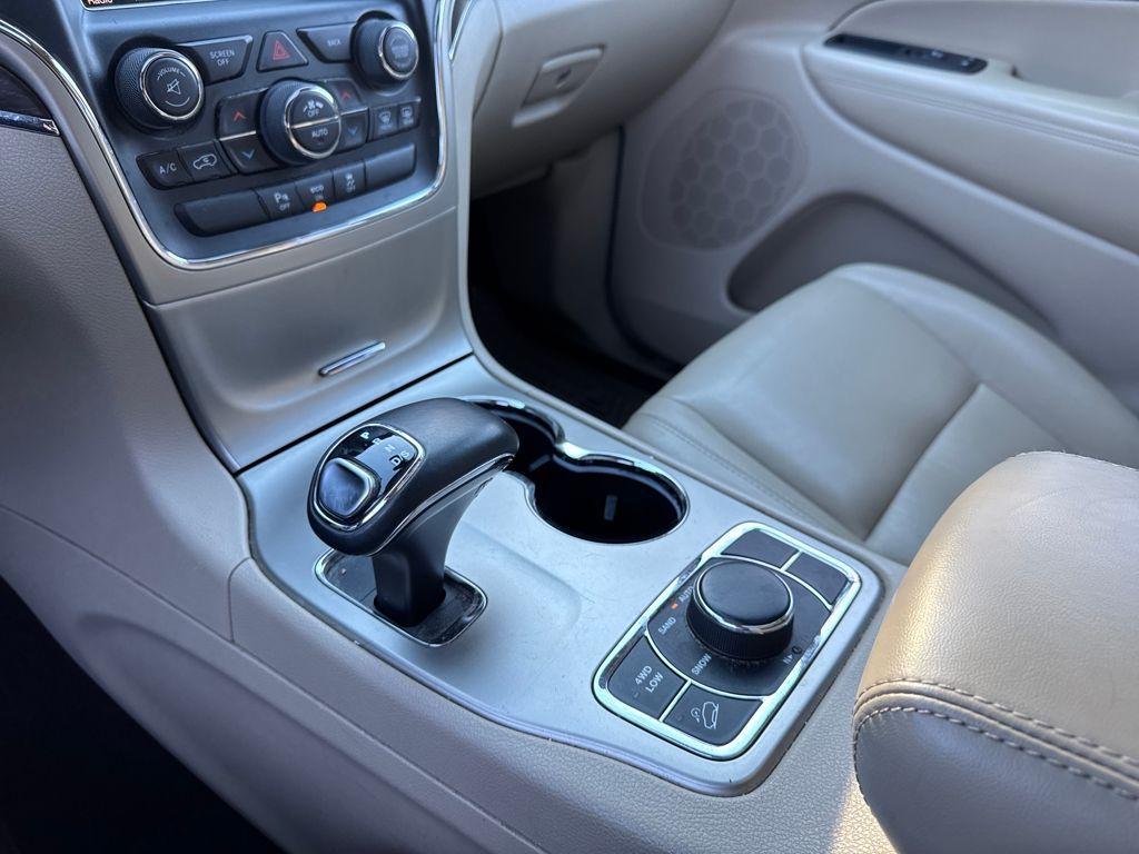 used 2014 Jeep Grand Cherokee car, priced at $12,699