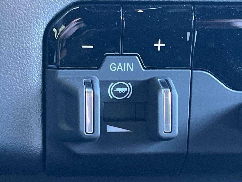 new 2025 Ram 2500 car, priced at $68,595