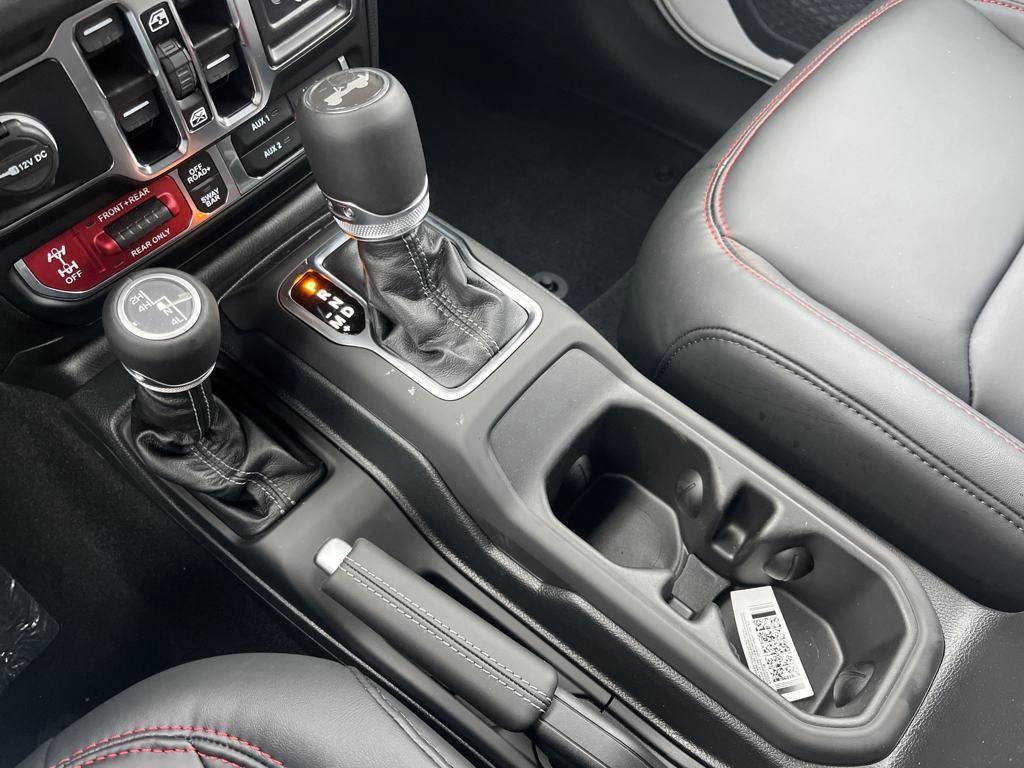 new 2025 Jeep Wrangler car, priced at $60,824