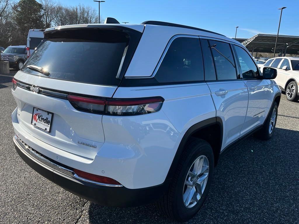 new 2025 Jeep Grand Cherokee car, priced at $38,057