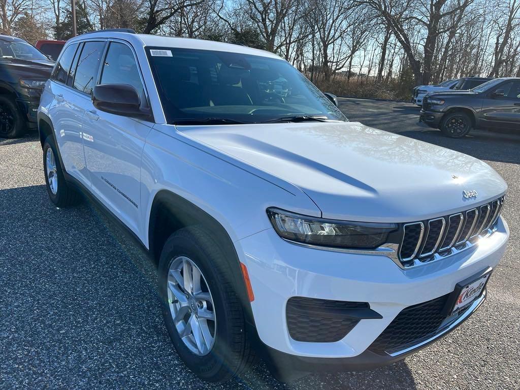 new 2025 Jeep Grand Cherokee car, priced at $38,057