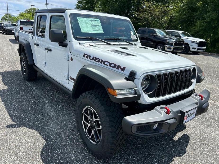 new 2024 Jeep Gladiator car, priced at $59,345