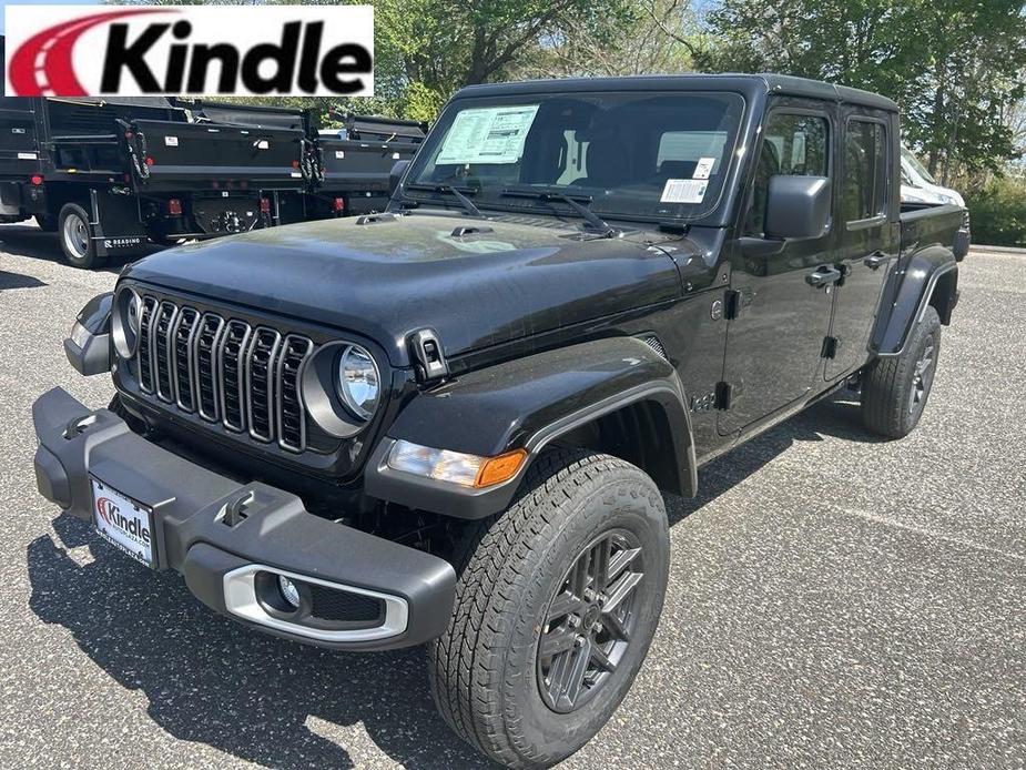 new 2024 Jeep Gladiator car, priced at $55,485
