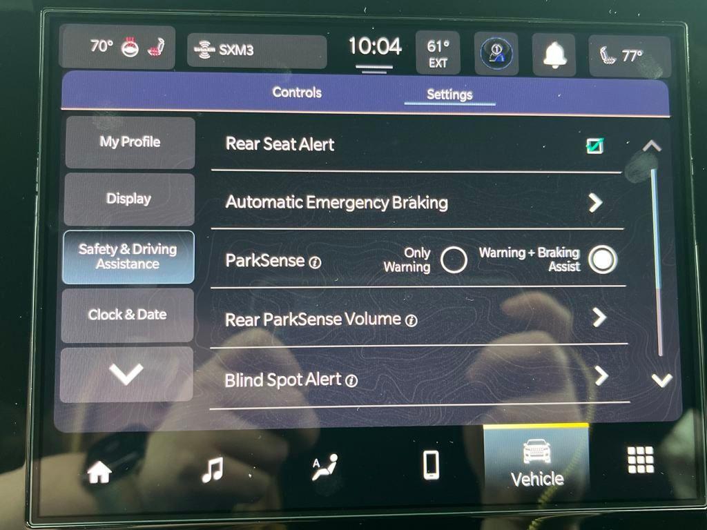 new 2025 Jeep Grand Cherokee car, priced at $41,999