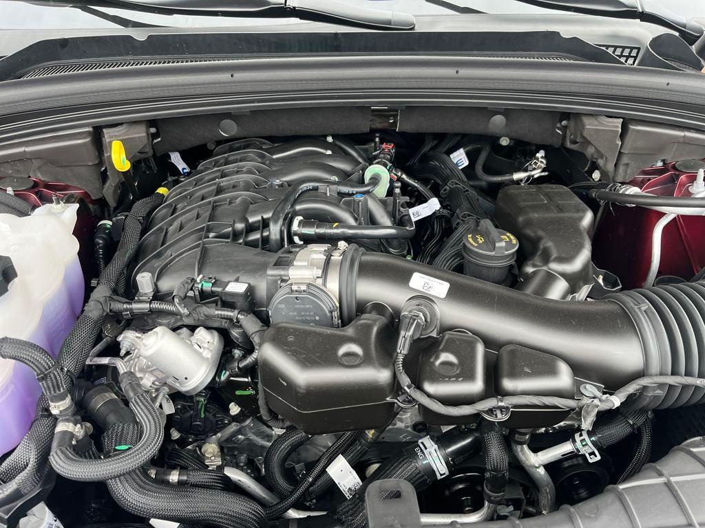 new 2025 Jeep Grand Cherokee car, priced at $41,999