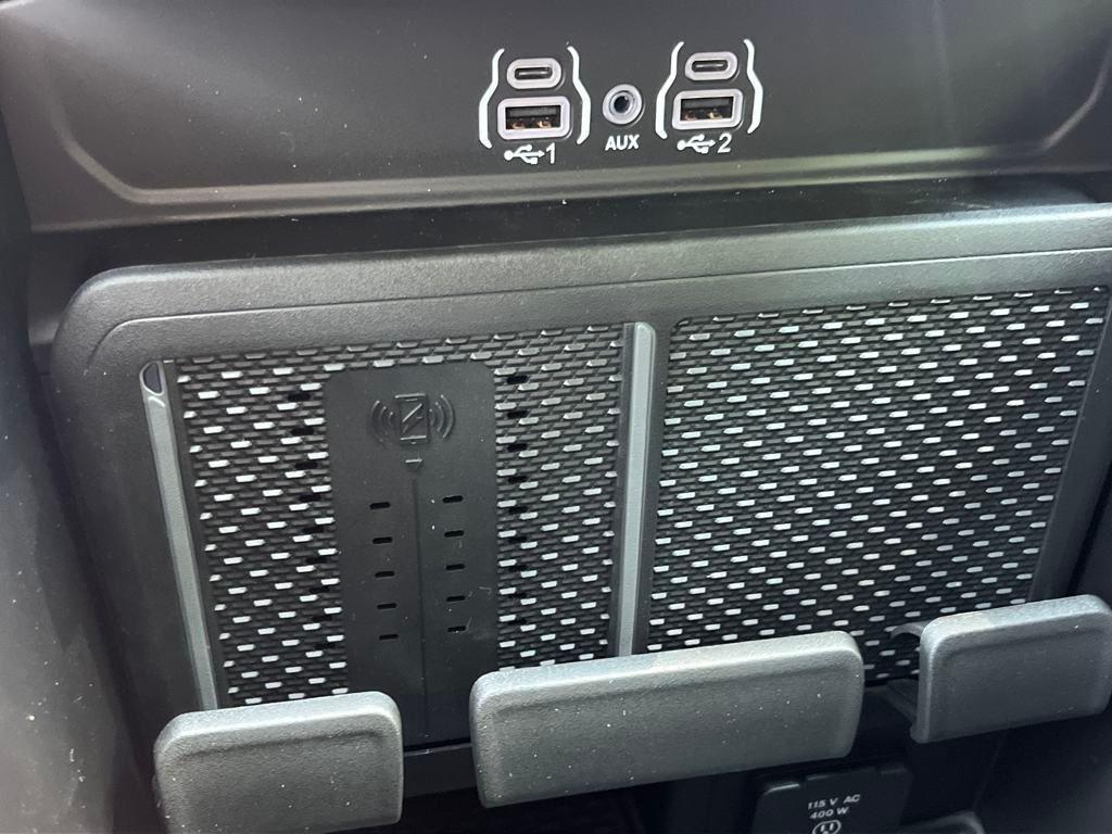 new 2025 Ram 1500 car, priced at $52,098