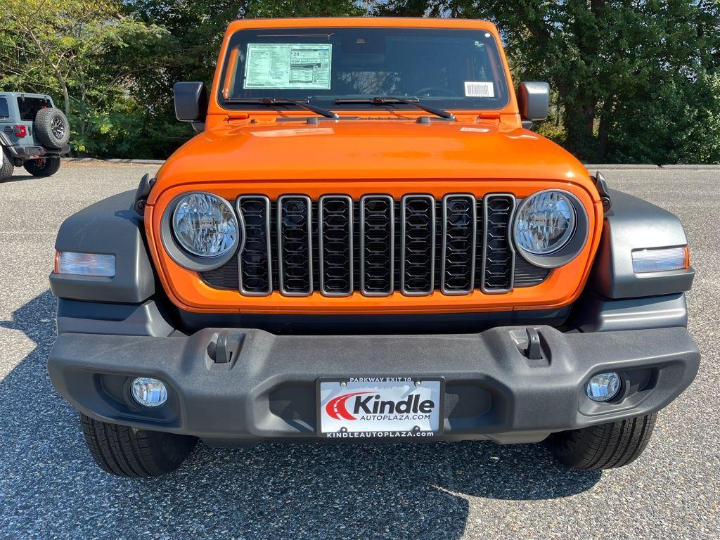 new 2025 Jeep Wrangler car, priced at $45,293