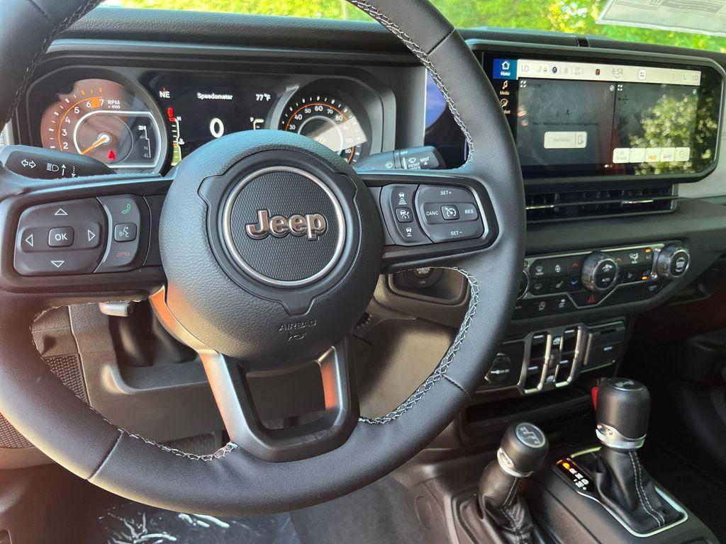 new 2025 Jeep Wrangler car, priced at $45,293