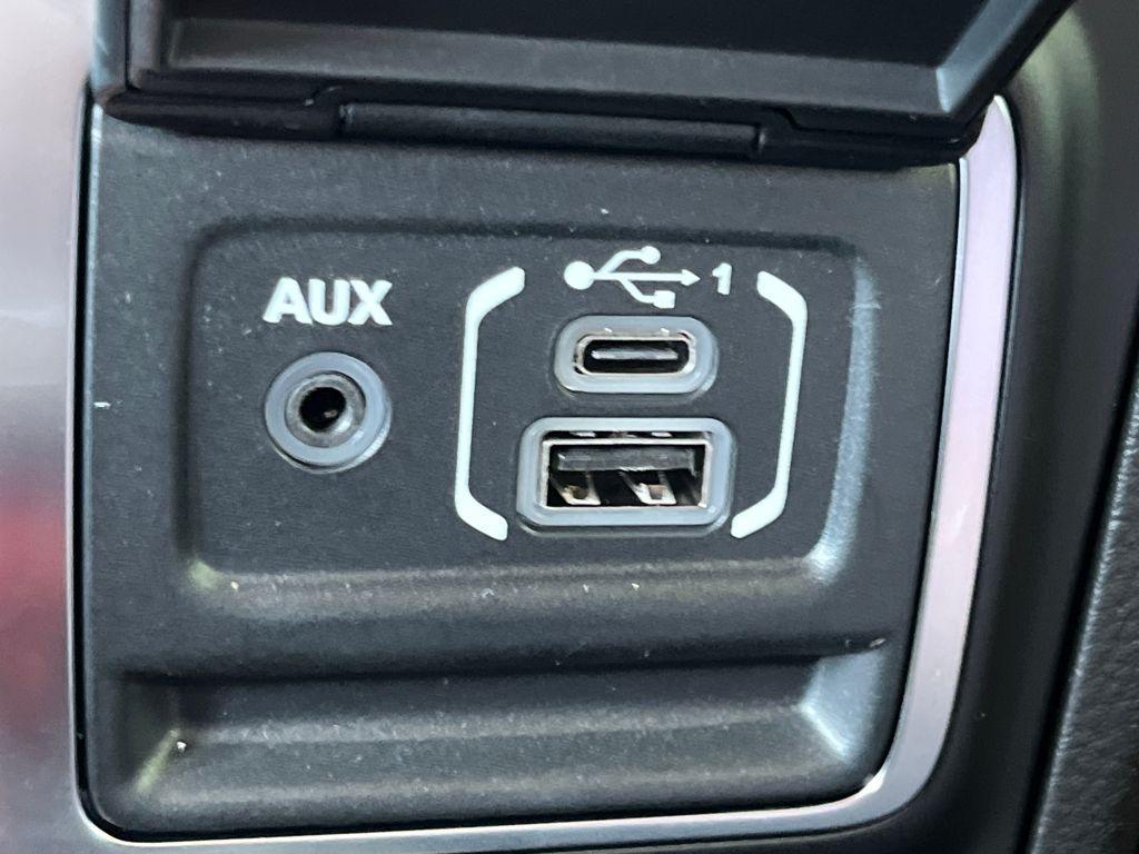 new 2025 Jeep Wrangler car, priced at $45,293