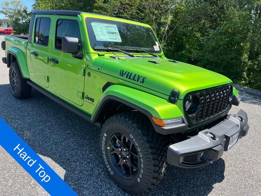 new 2025 Jeep Gladiator car, priced at $48,204