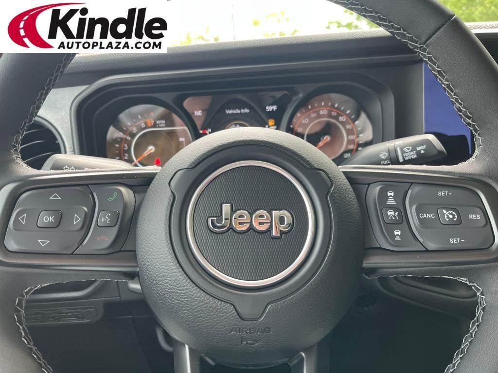 new 2025 Jeep Gladiator car, priced at $50,305